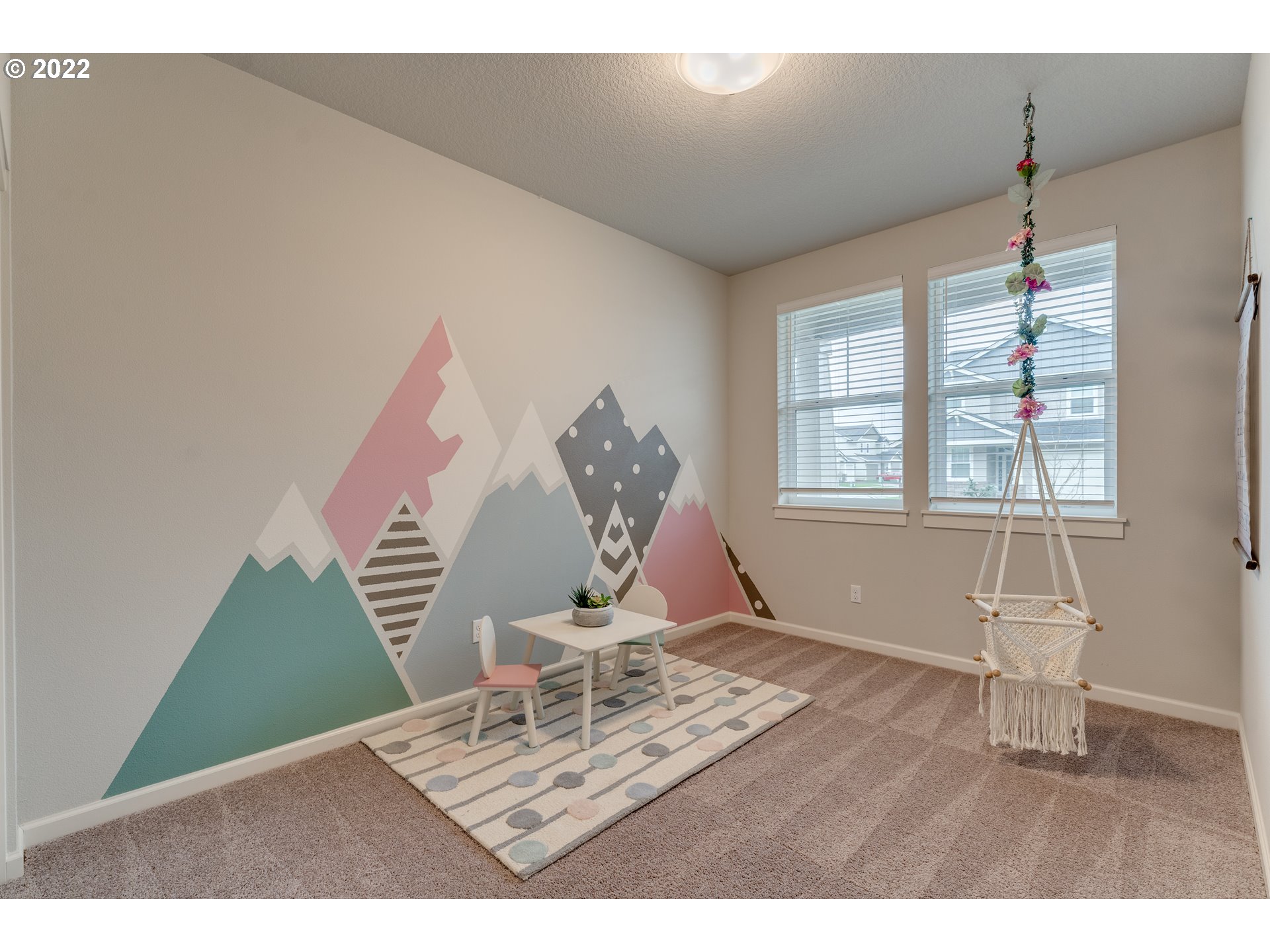 13305 Northeast 114th Way Brush Prairie, WA 98606 - Photo 13 of 31 a living room with furniture