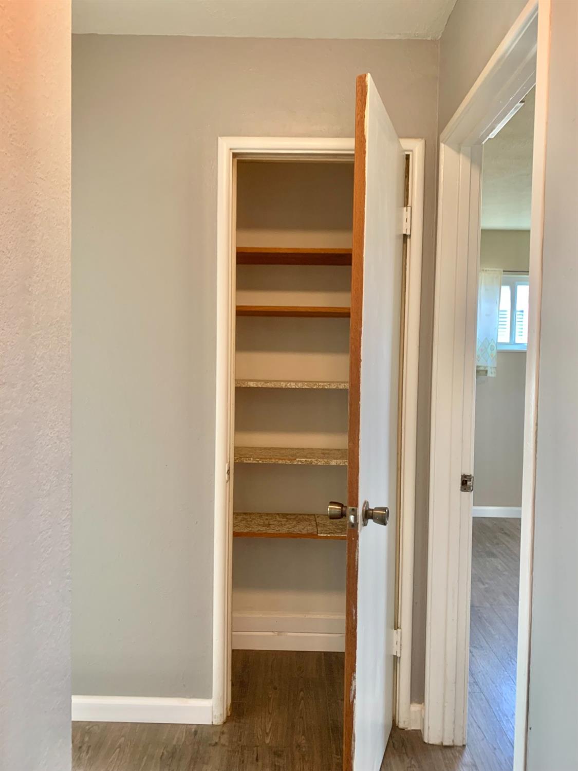 611 Rall Avenue Clovis, CA 93612 - Photo 18 of 31