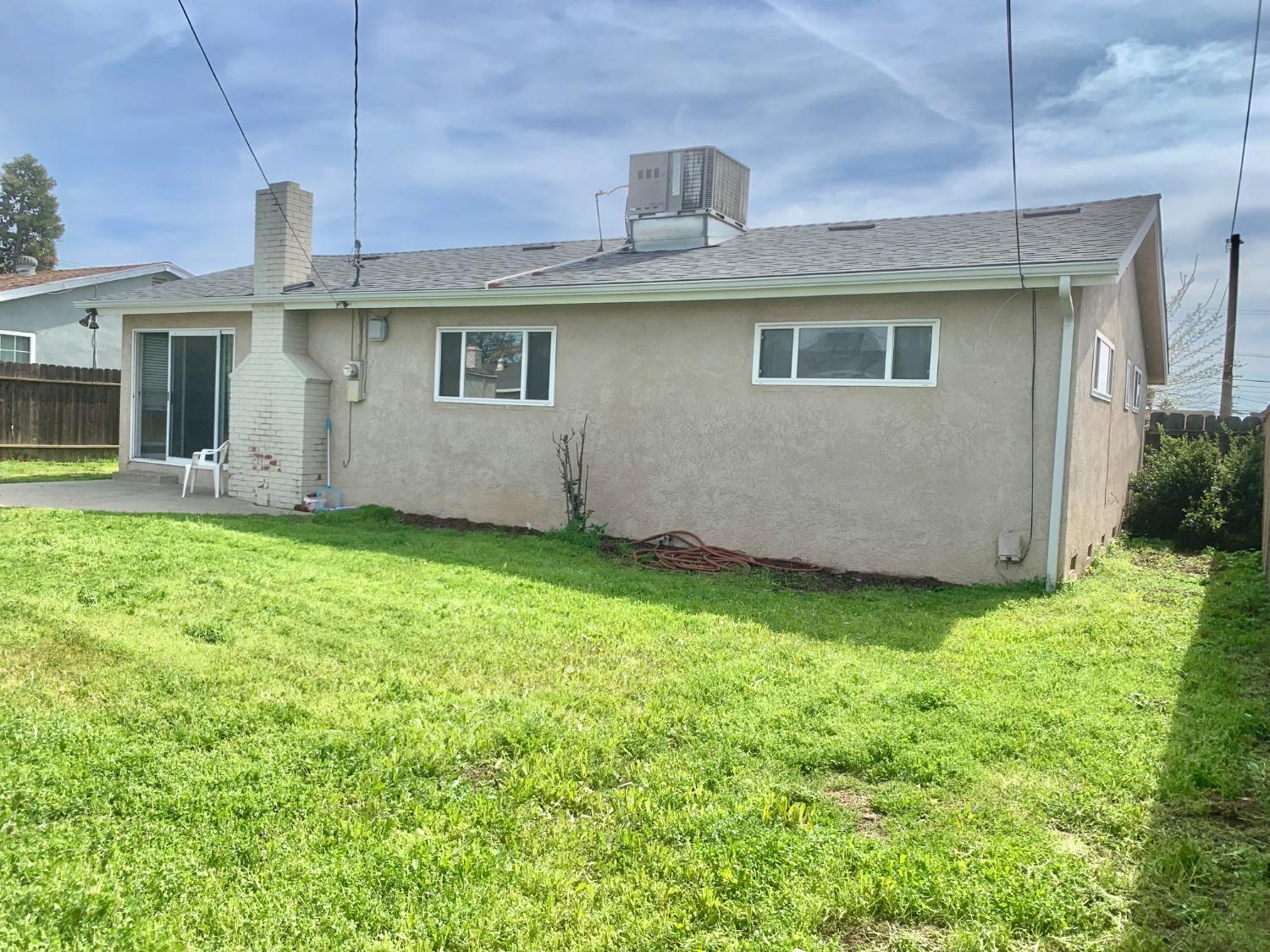 611 Rall Avenue Clovis, CA 93612 - Photo 30 of 31