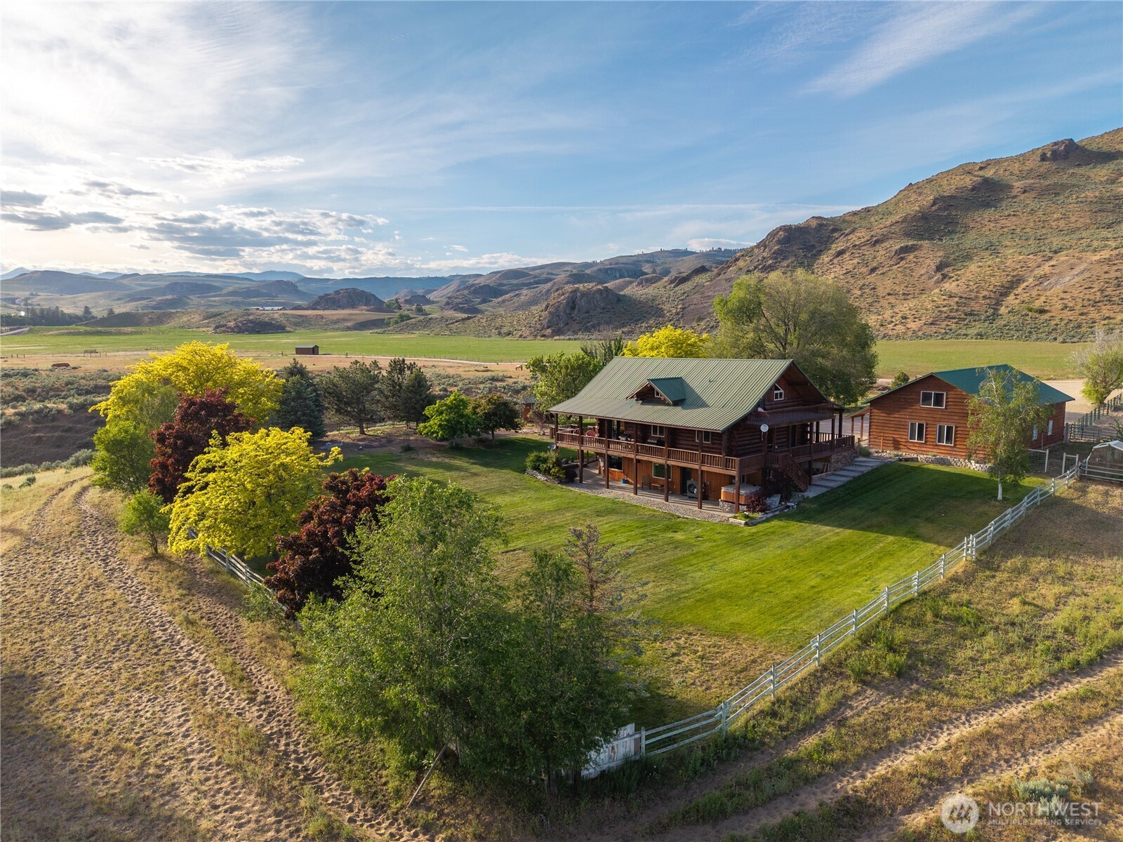 112 South Pine Creek Road Tonasket, WA 98855 - Photo 1 of 40