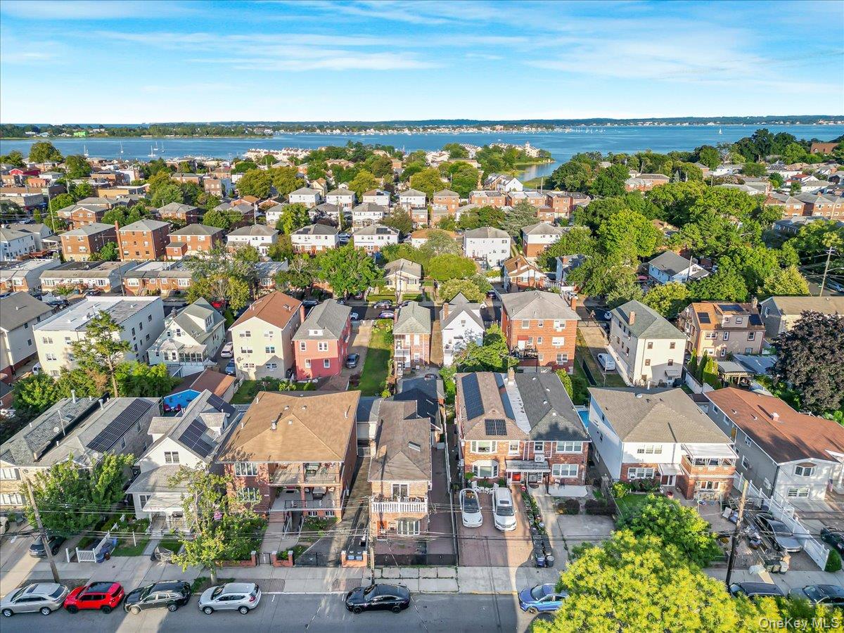 1526 Kennellworth Place Bronx, NY 10465 - Photo 6 of 37 an aerial view of multiple house