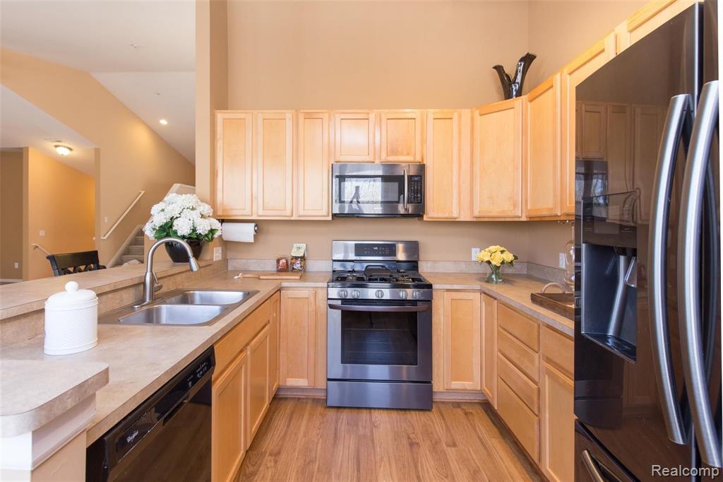 3153 Asher Road Ann Arbor, MI 48104 - Photo 7 of 32