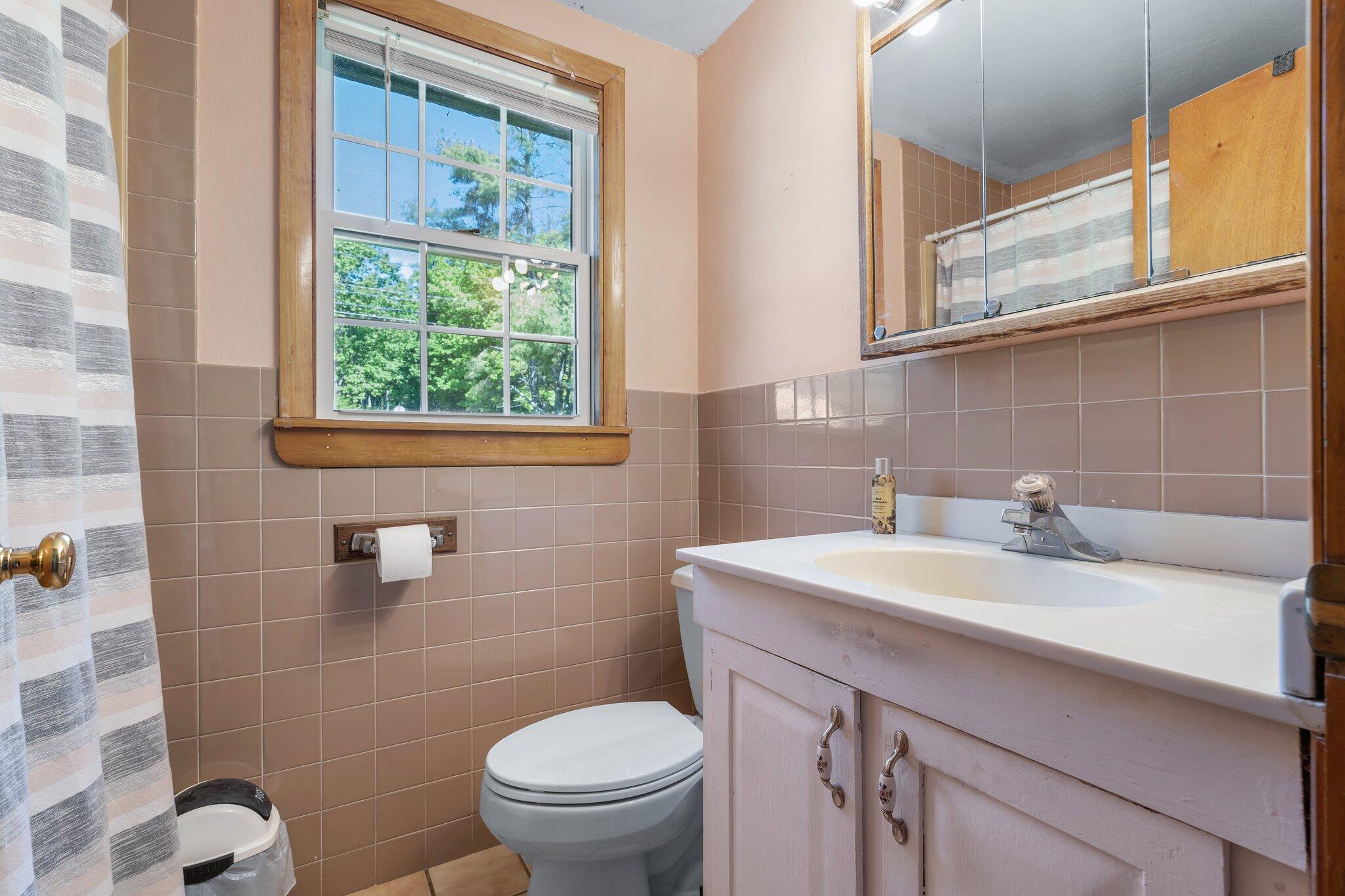 55 Middle Road Cumberland Center, ME 04021 - Photo 14 of 28 13-web-or-mls-DSC01754