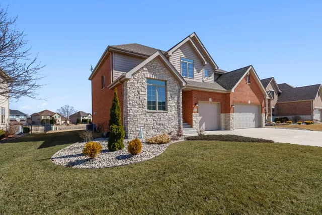 $749,000 | 10057 New Devon Street, Munster, IN 46321