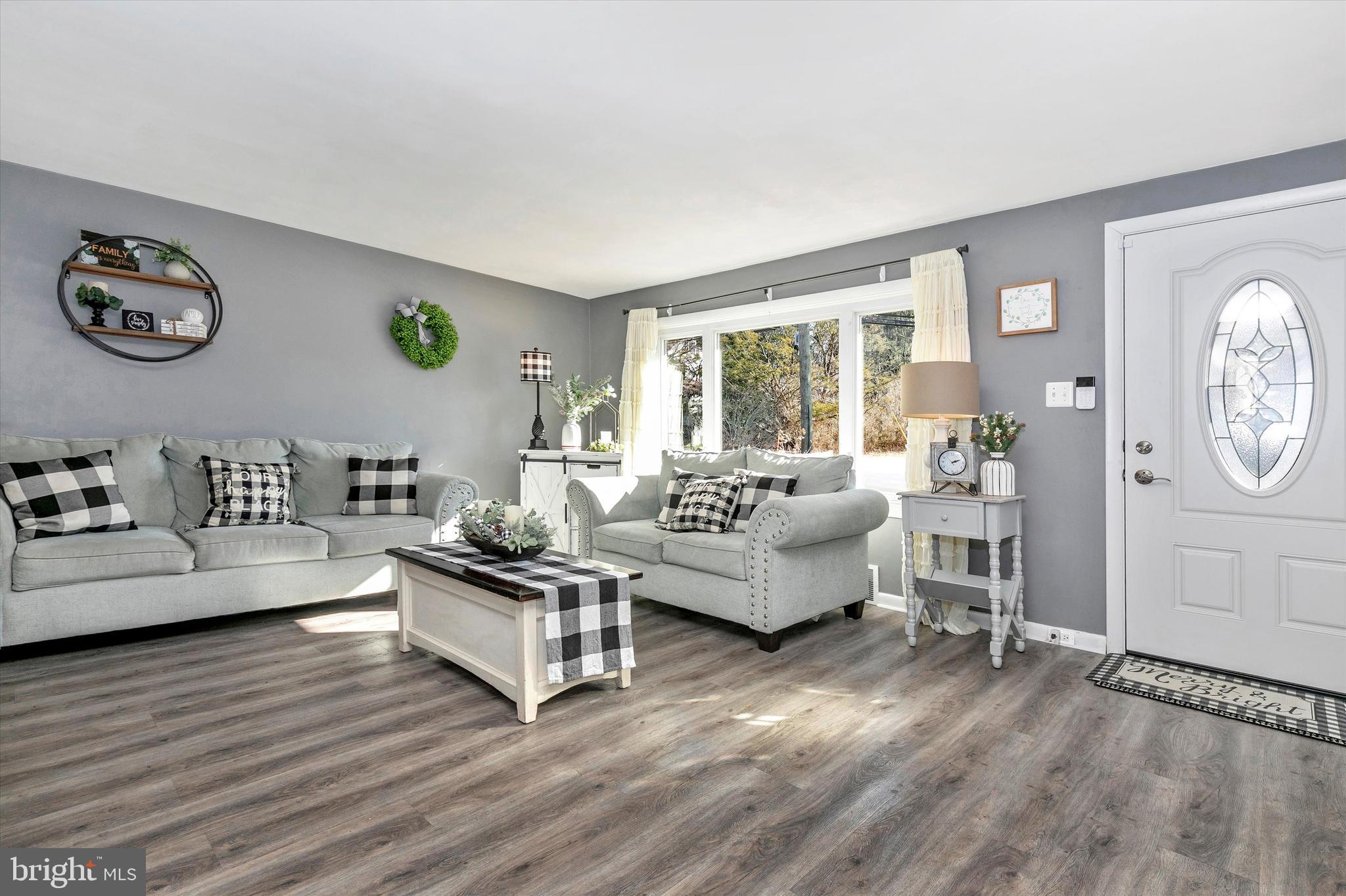 1743 Russell Road Paoli, PA 19301 - Photo 3 of 29 Gallery Image 3