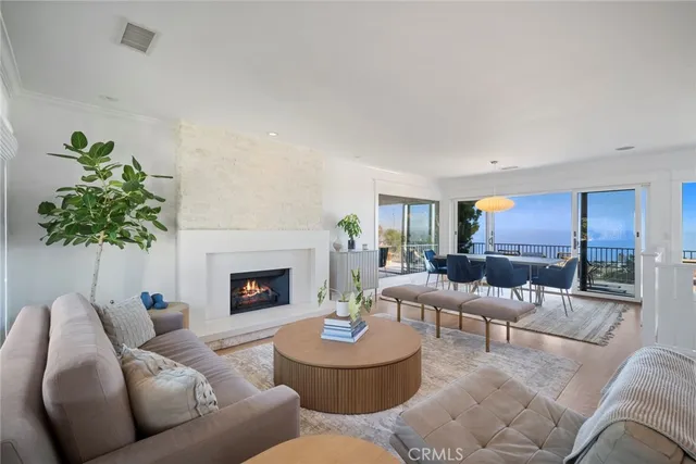 $4,950,000 | 2855 Zell Drive, Laguna Beach, CA 92651