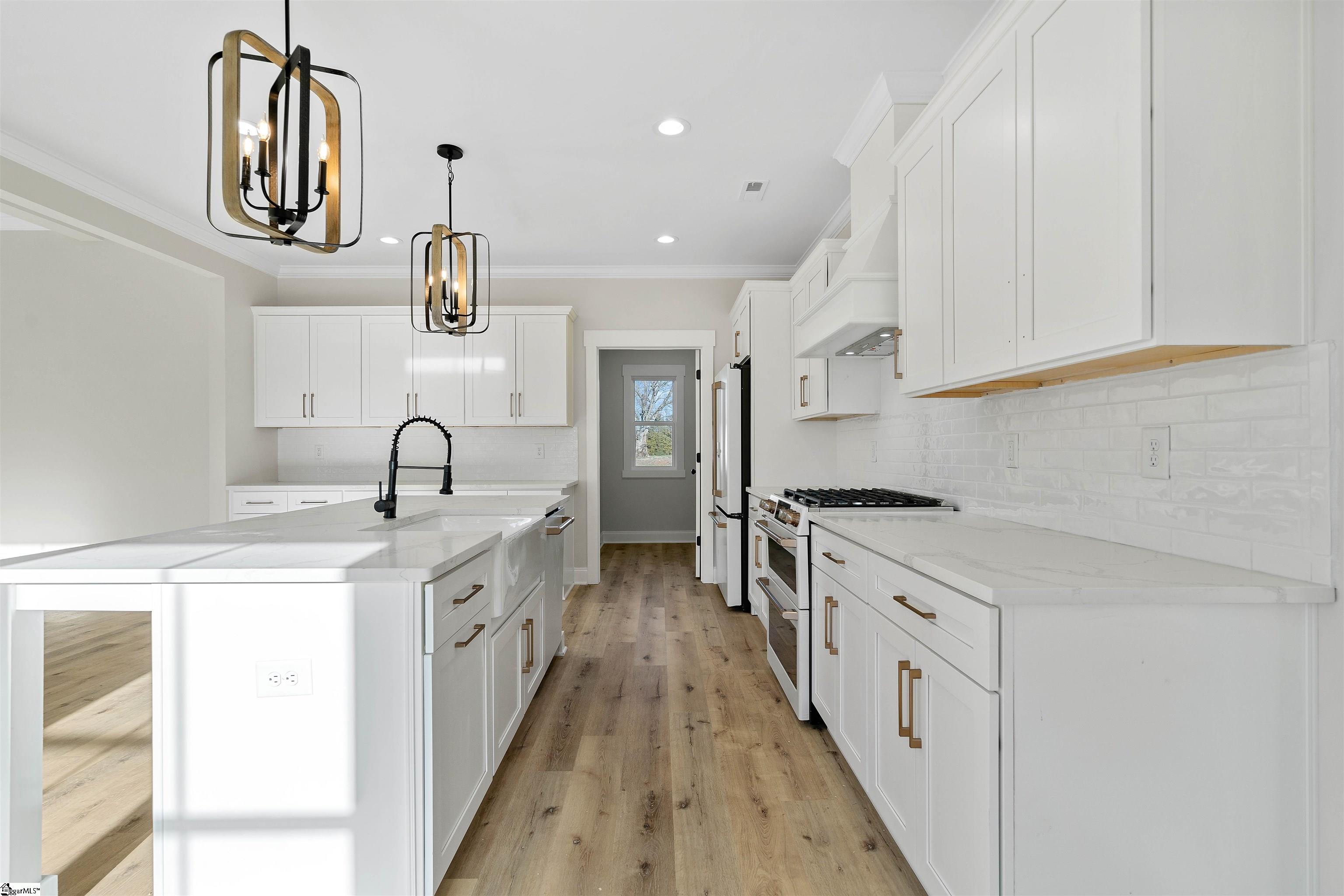 569 Shepherd Lane Clover, SC 29710 - Photo 4 of 7