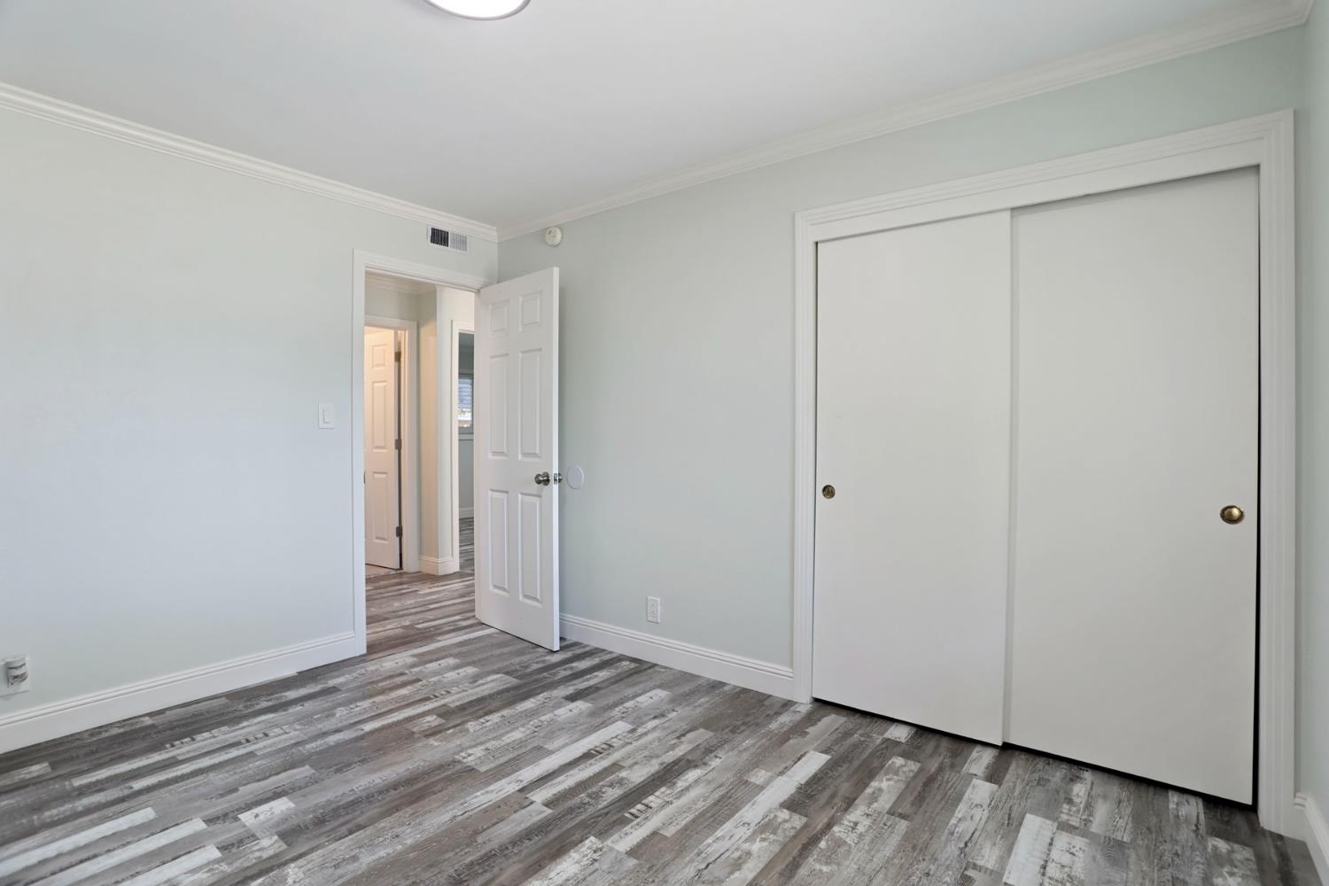 518 West Lincoln Road Stockton, CA 95207 - Photo 27 of 38 a view of an empty room