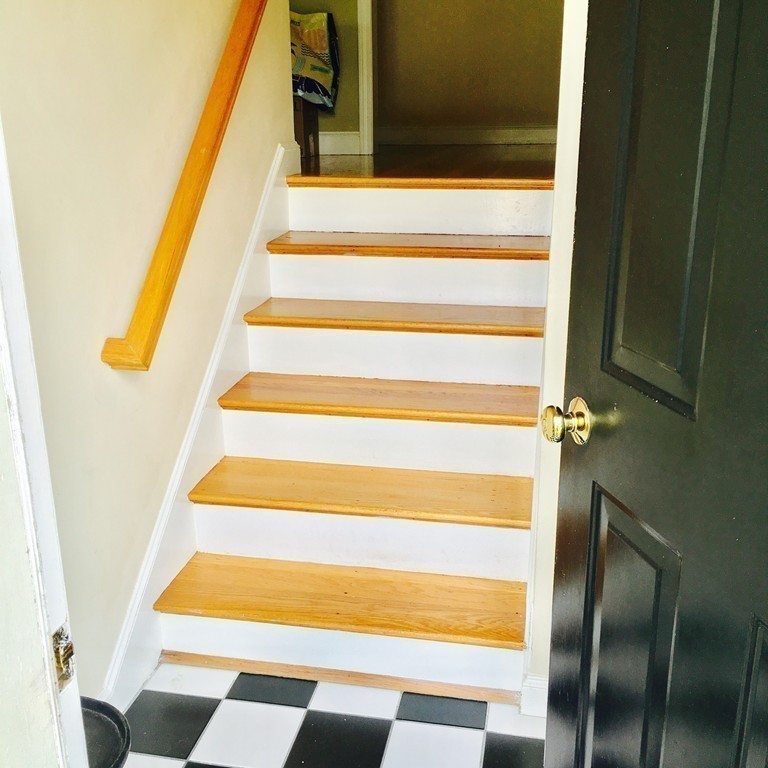 6 Bradley Road Salem, MA 01970 - Photo 3 of 22