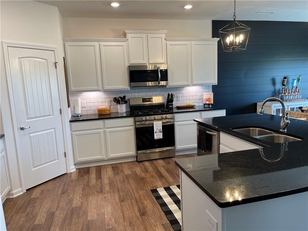 446 Teal Way Pendleton, IN 46064 - Photo 10 of 31