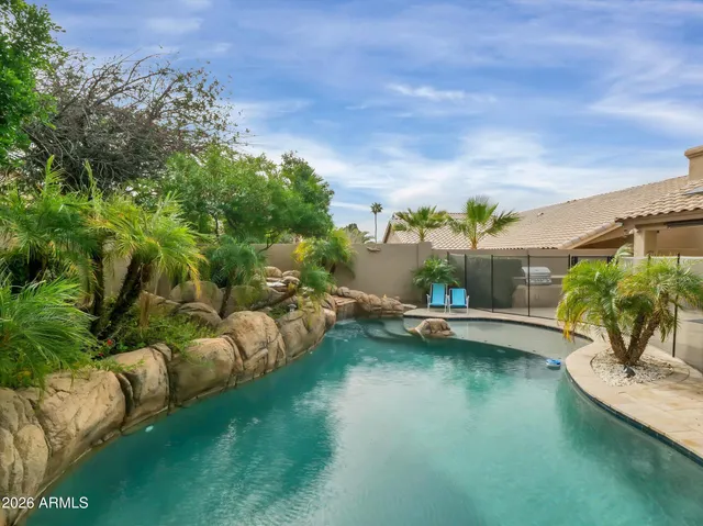 $825,000 | 14815 South 13th Place, Phoenix, AZ 85048