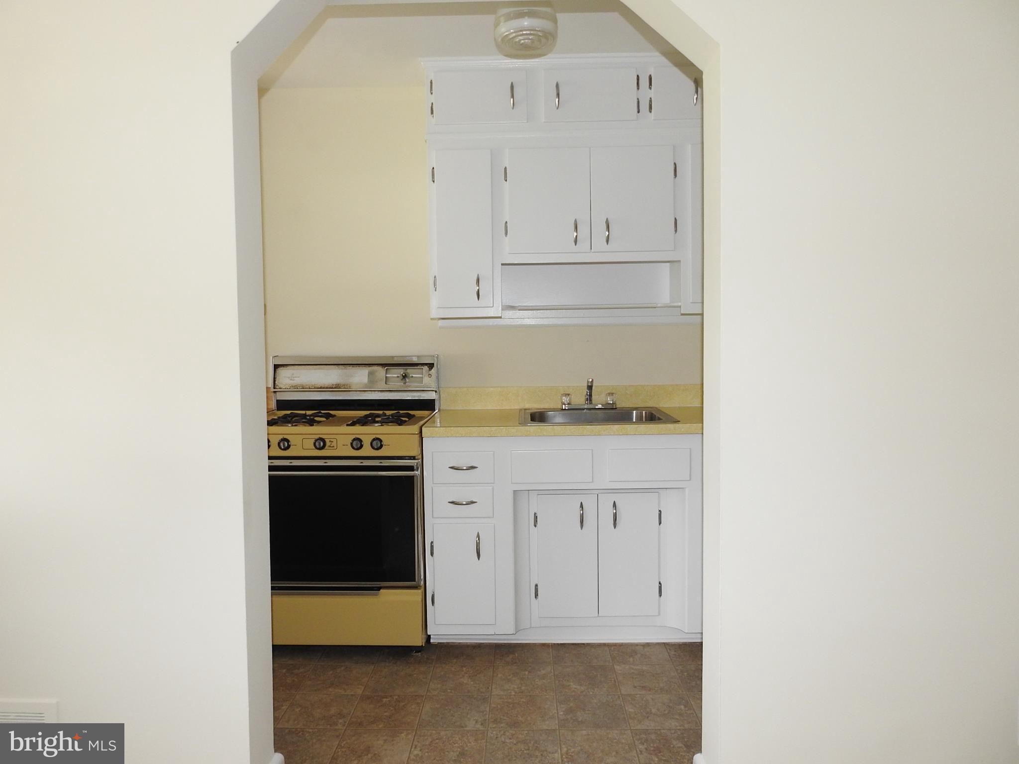 3109 Georgetown Road Baltimore, MD 21230 - Photo 6 of 17 Kitchen