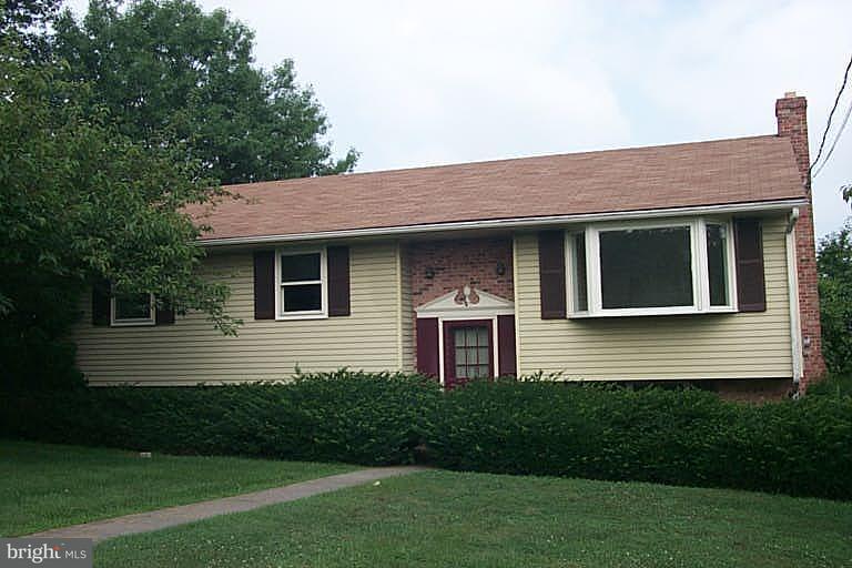 1518 North Penryn Road Manheim, PA 17545 - Photo 1 of 1
