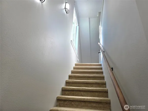 $1,800 | 9206 172nd Street Northwest, Stanwood, WA 98292