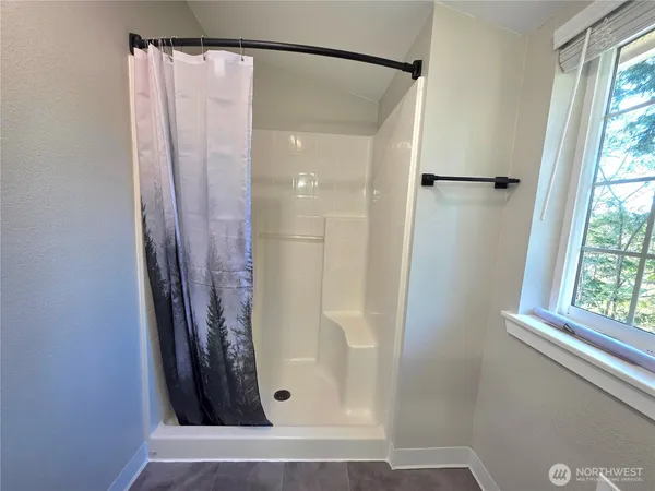 $1,800 | 9206 172nd Street Northwest, Stanwood, WA 98292