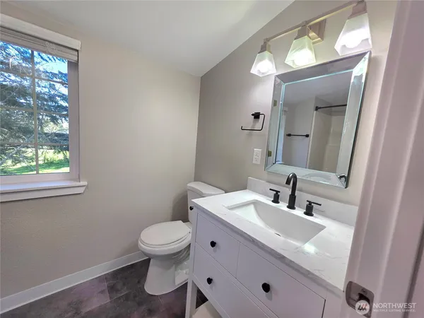 $1,800 | 9206 172nd Street Northwest, Stanwood, WA 98292