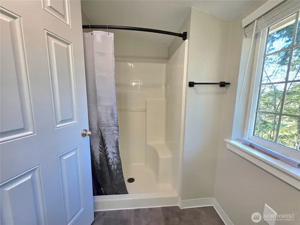 $1,800 | 9206 172nd Street Northwest, Stanwood, WA 98292