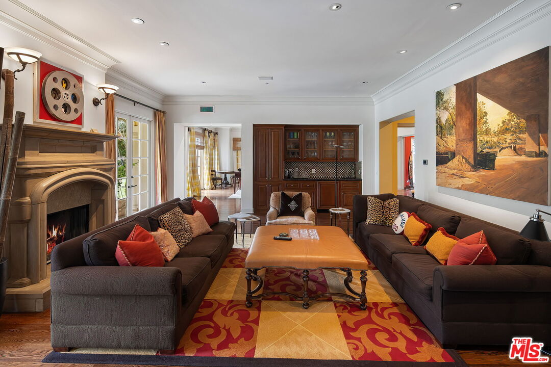 13935 Durham Road Beverly Hills, CA 90210 - Photo 8 of 21