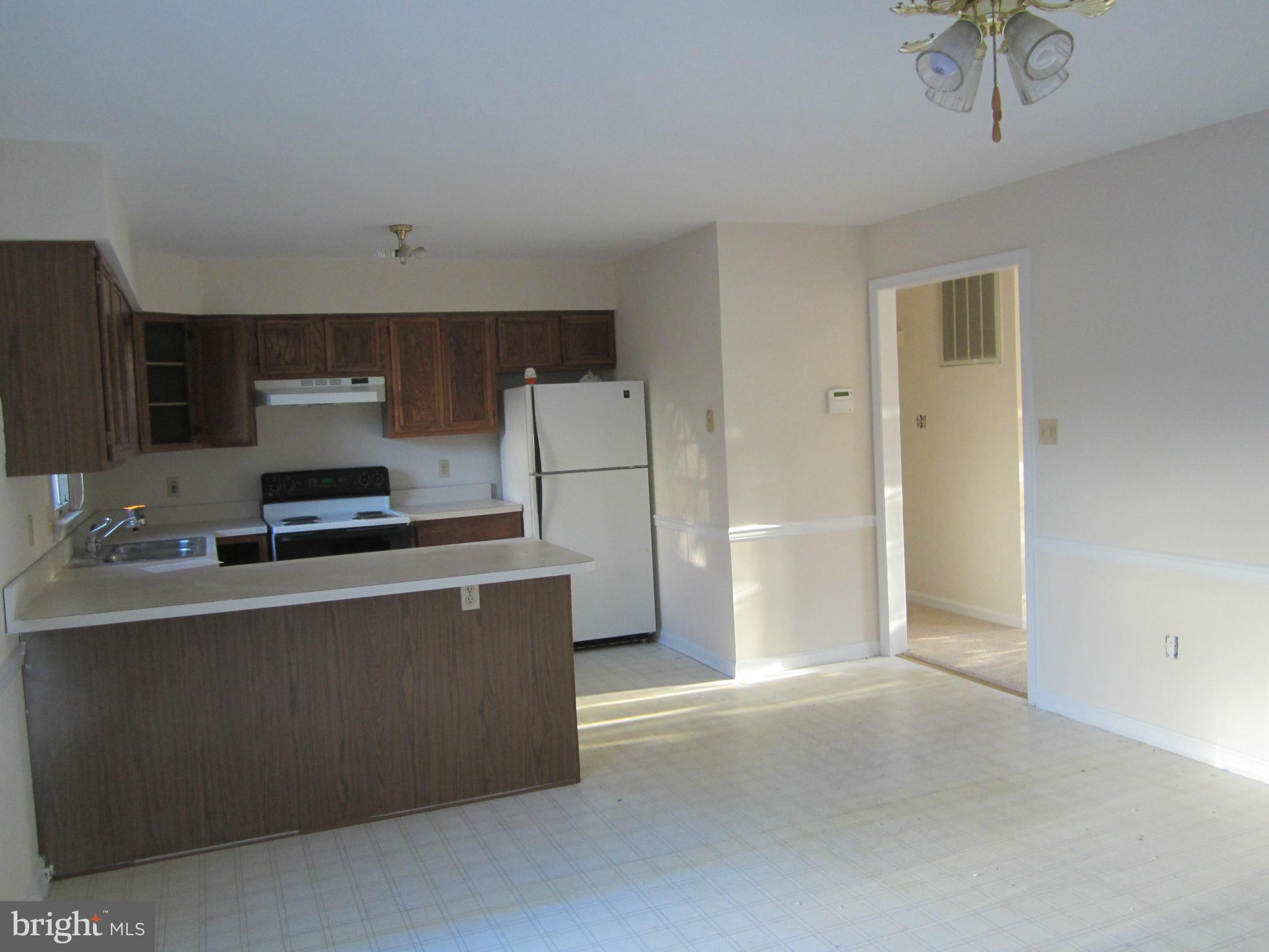 146 Calvert Towne Road Prince Frederick, MD 20678 - Photo 4 of 13