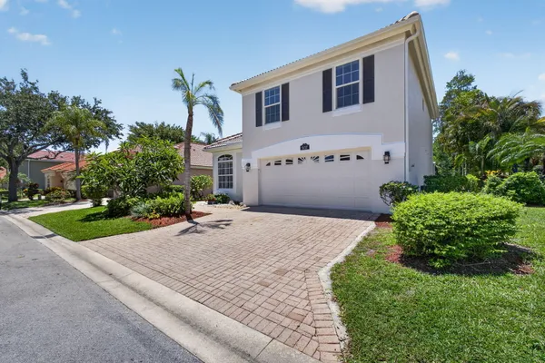 $559,900 | 5137 Elpine Way, Riviera Beach, FL 33418