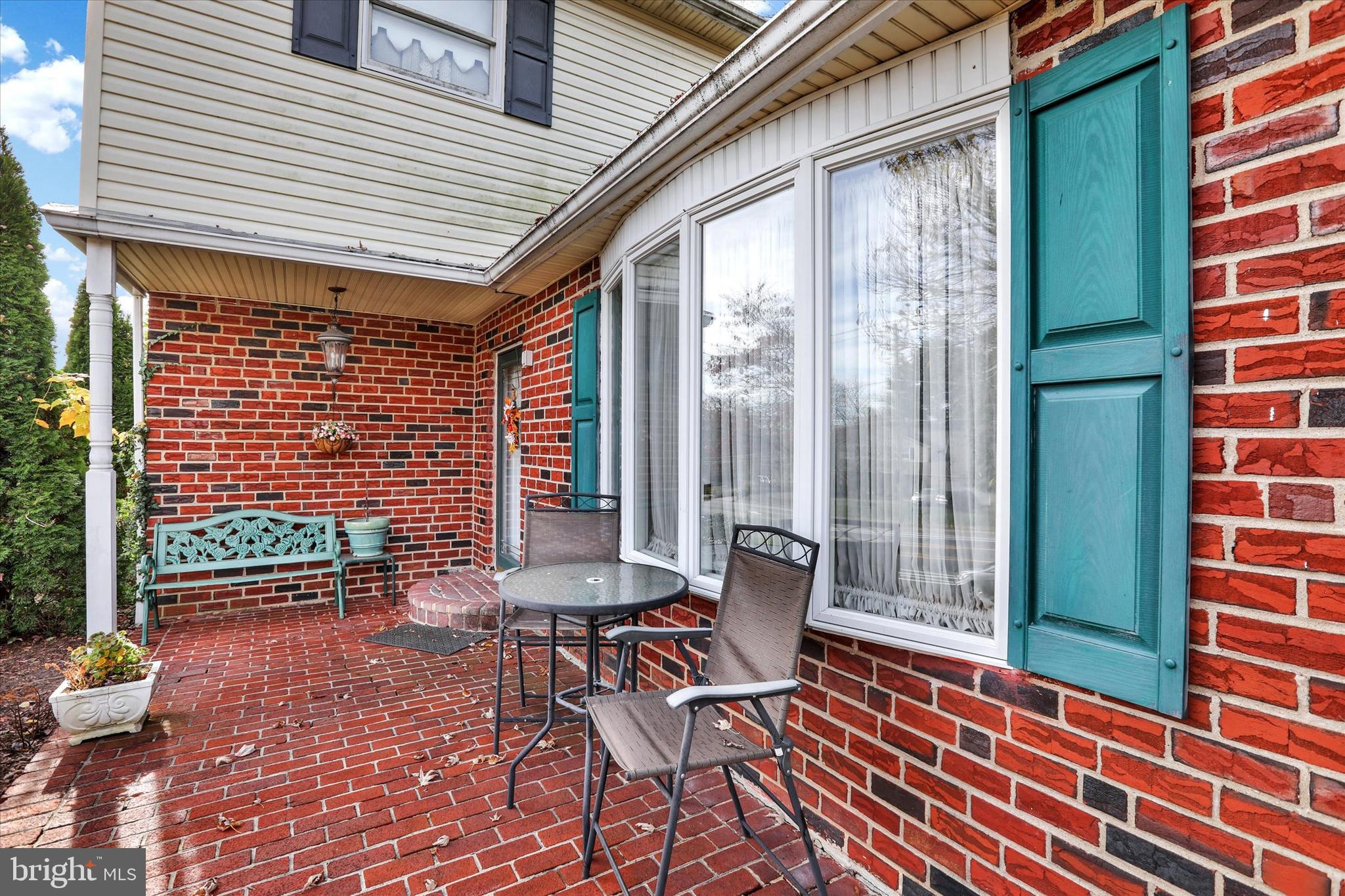 1018 Welsh Road Philadelphia, PA 19115 - Photo 3 of 32