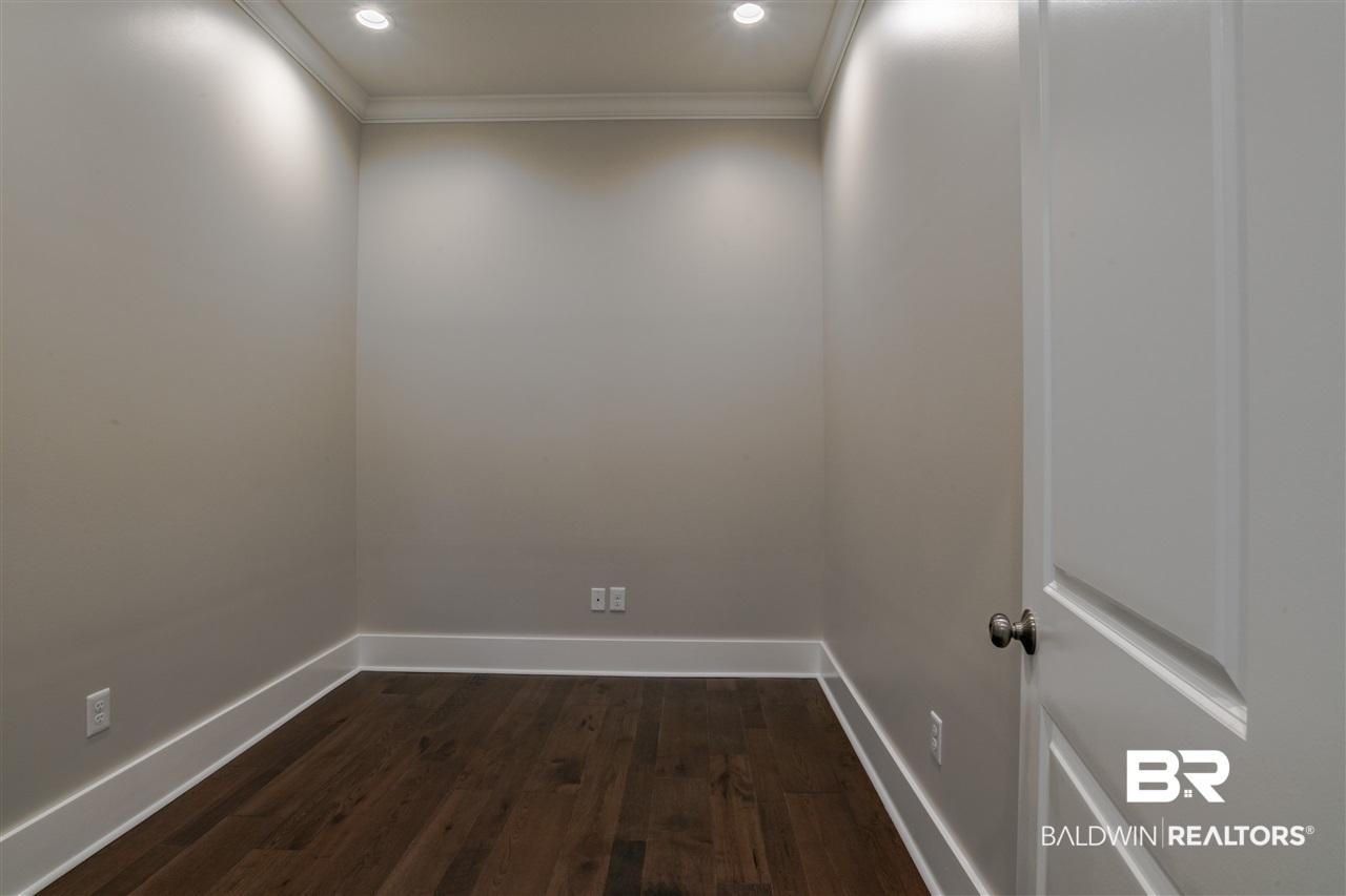 32090 River Cove Orange Beach, AL 36561 - Photo 17 of 28 Separate office