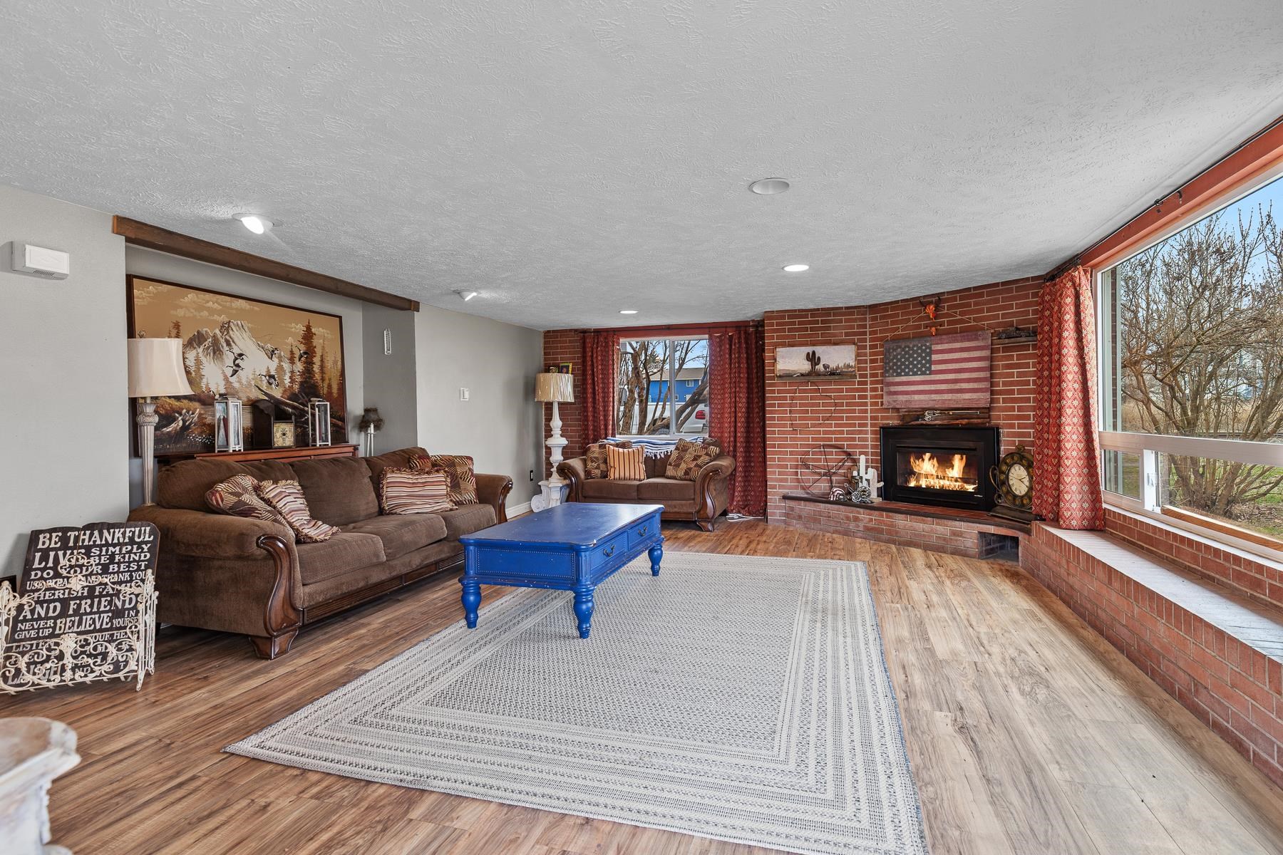 205 East 1st Street Spangle, WA 99031 - Photo 2 of 35