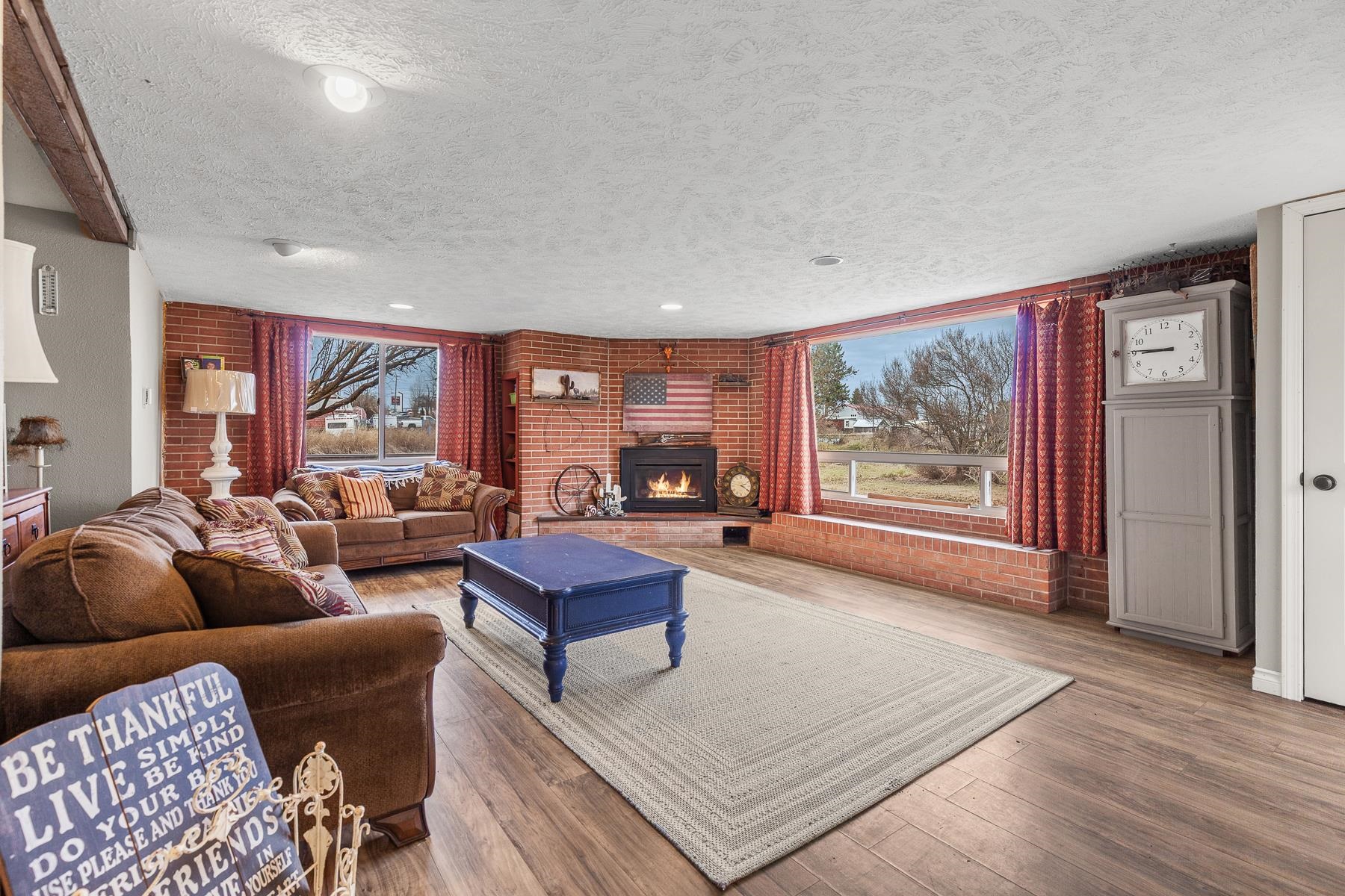 205 East 1st Street Spangle, WA 99031 - Photo 3 of 35