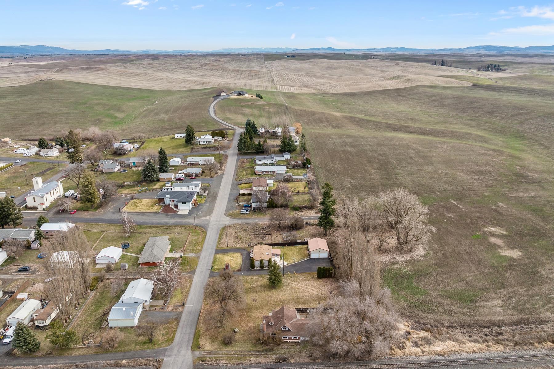 205 East 1st Street Spangle, WA 99031 - Photo 34 of 35