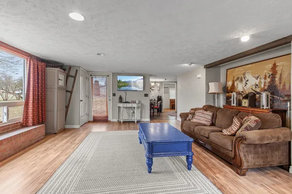 $360,000 | 205 East 1st Street, Spangle, WA 99031