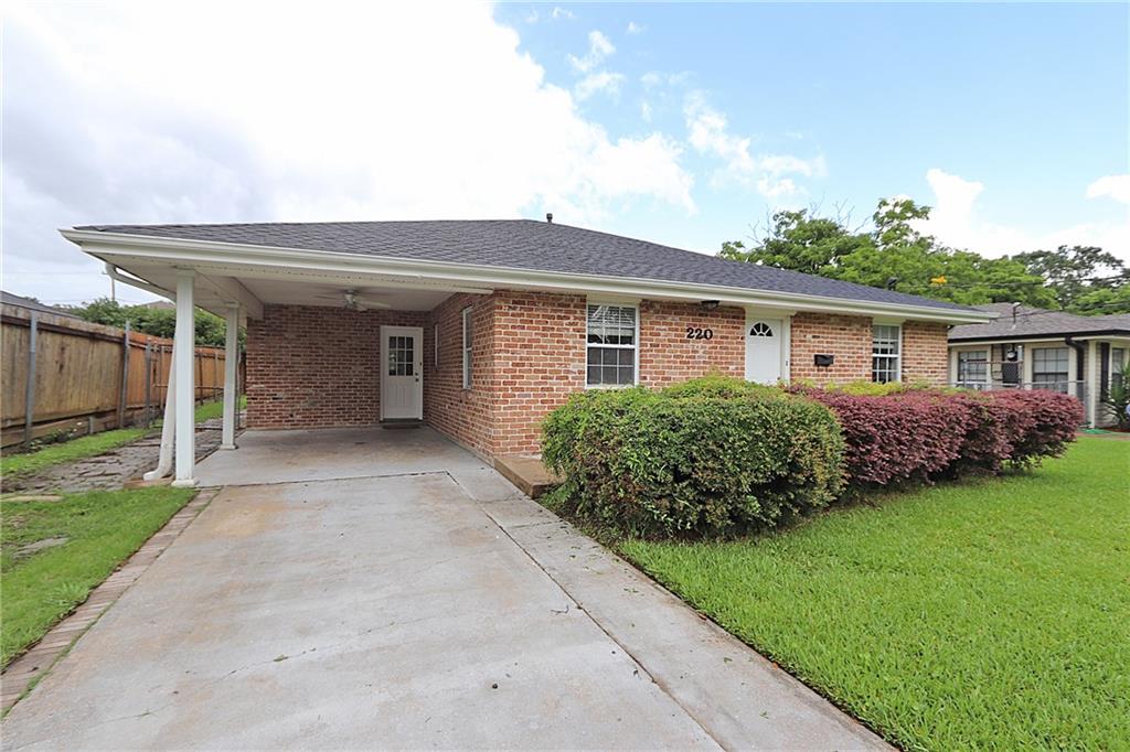 220 Florida Street River Ridge, LA 70123 - Photo 2 of 20