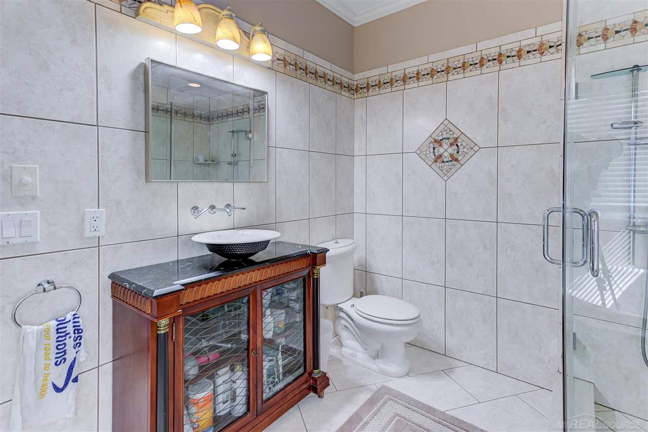 58 Kalhaven Road Rochester, MI 48307 - Photo 29 of 46 50078041-28.JPG