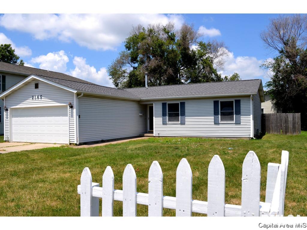 2165 Watch Springfield, IL 62702 - Photo 1 of 20