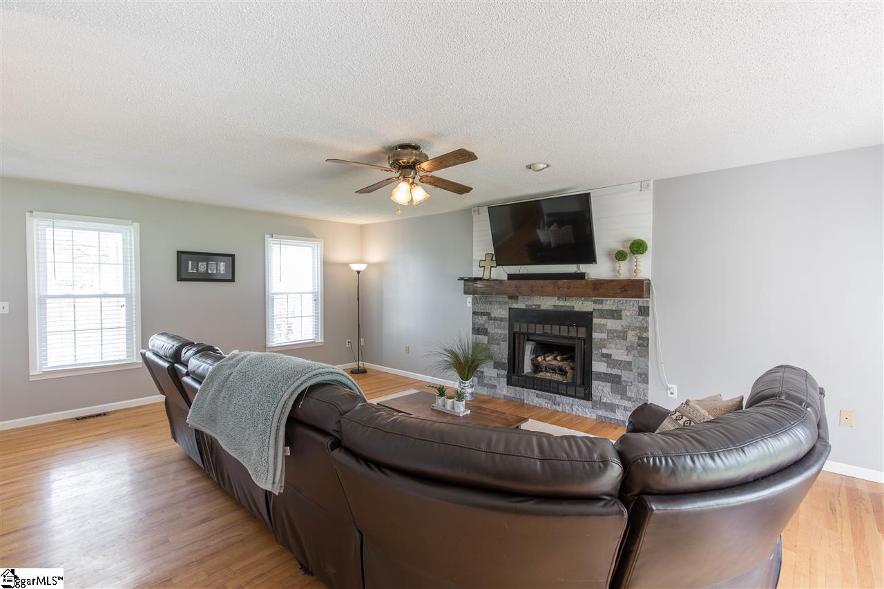 505 Reedy Fork Road Piedmont, SC 29673 - Photo 9 of 25