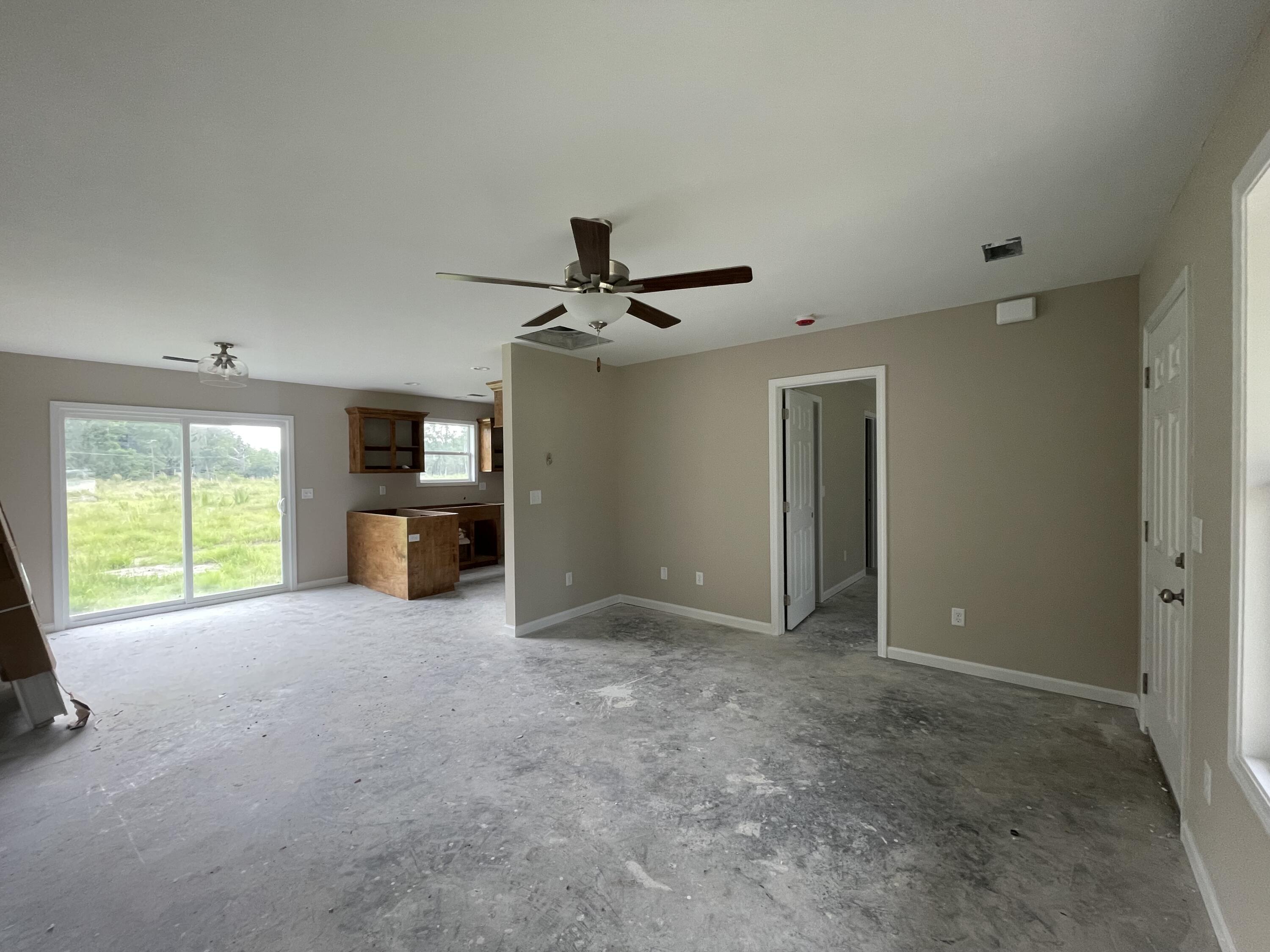 317 South Hampton Street Pinewood, SC 29125 - Photo 7 of 43