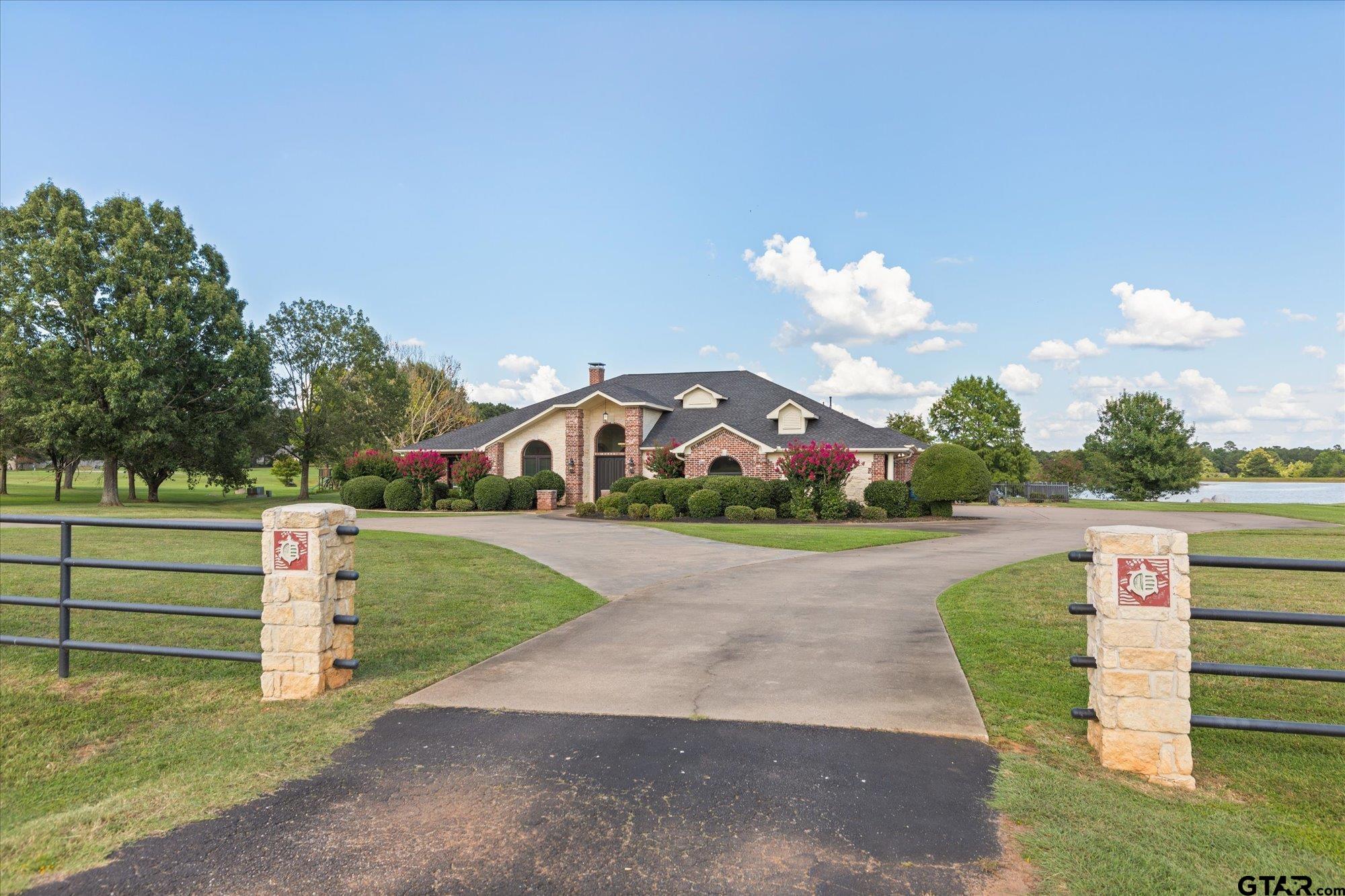 5414 Tryon Road Longview, TX 75605 - Photo 3 of 47