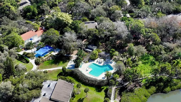 $2,000 | 1712 Glenhouse Drive, Unit GL418, Sarasota, FL 34231