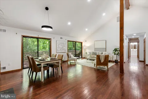 $949,000 | 12212 Woodlark Court, Manassas, VA 20112
