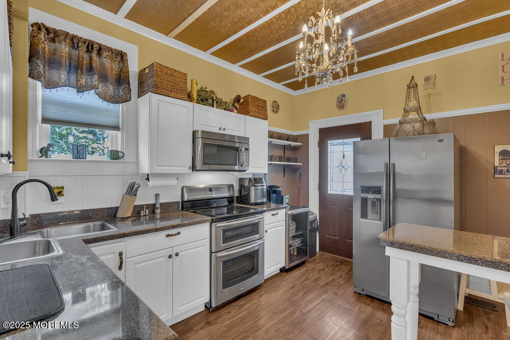 75 Elizabeth Street Keyport, NJ 07735 - Photo 17 of 61 Kitchen