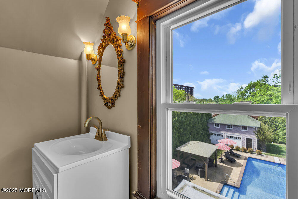 75 Elizabeth Street Keyport, NJ 07735 - Photo 37 of 61 Bath