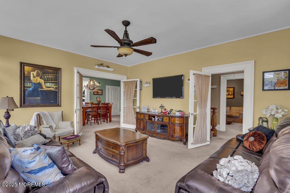 75 Elizabeth Street Keyport, NJ 07735 - Photo 7 of 61 Family Room