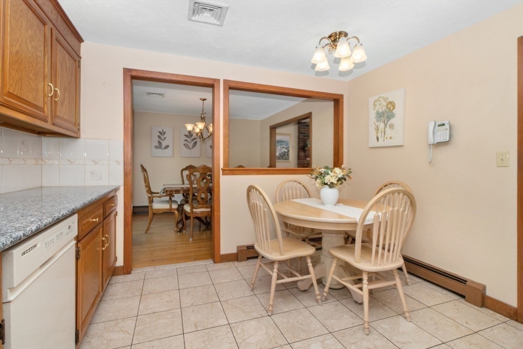 61 Canterbury Road Waltham, MA 02453 - Photo 12 of 30
