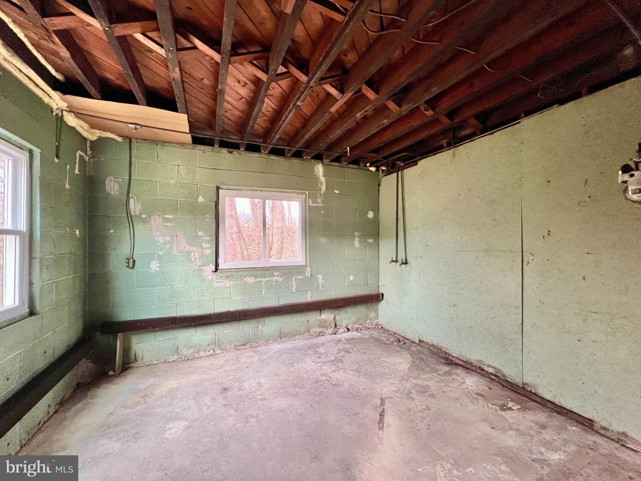 1722 Saxton Road Saxton, PA 16678 - Photo 22 of 24