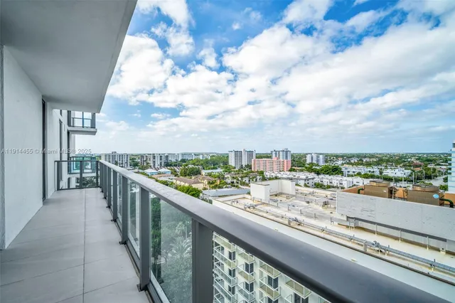 $3,575,000 | 1116 North Ocean Boulevard, Unit 1106, Pompano Beach, FL 33062