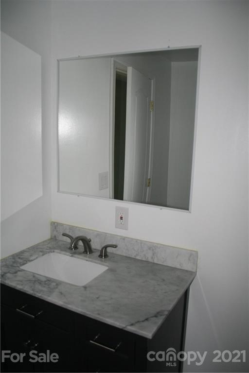 200 Shiloh Church Road Hickory, NC 28601 - Photo 17 of 25 Gallery Image 17