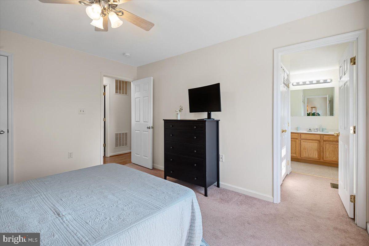 584 Pine Ridge Drive Front Royal, VA 22630 - Photo 24 of 36 Primary bath entry with walk-in closet