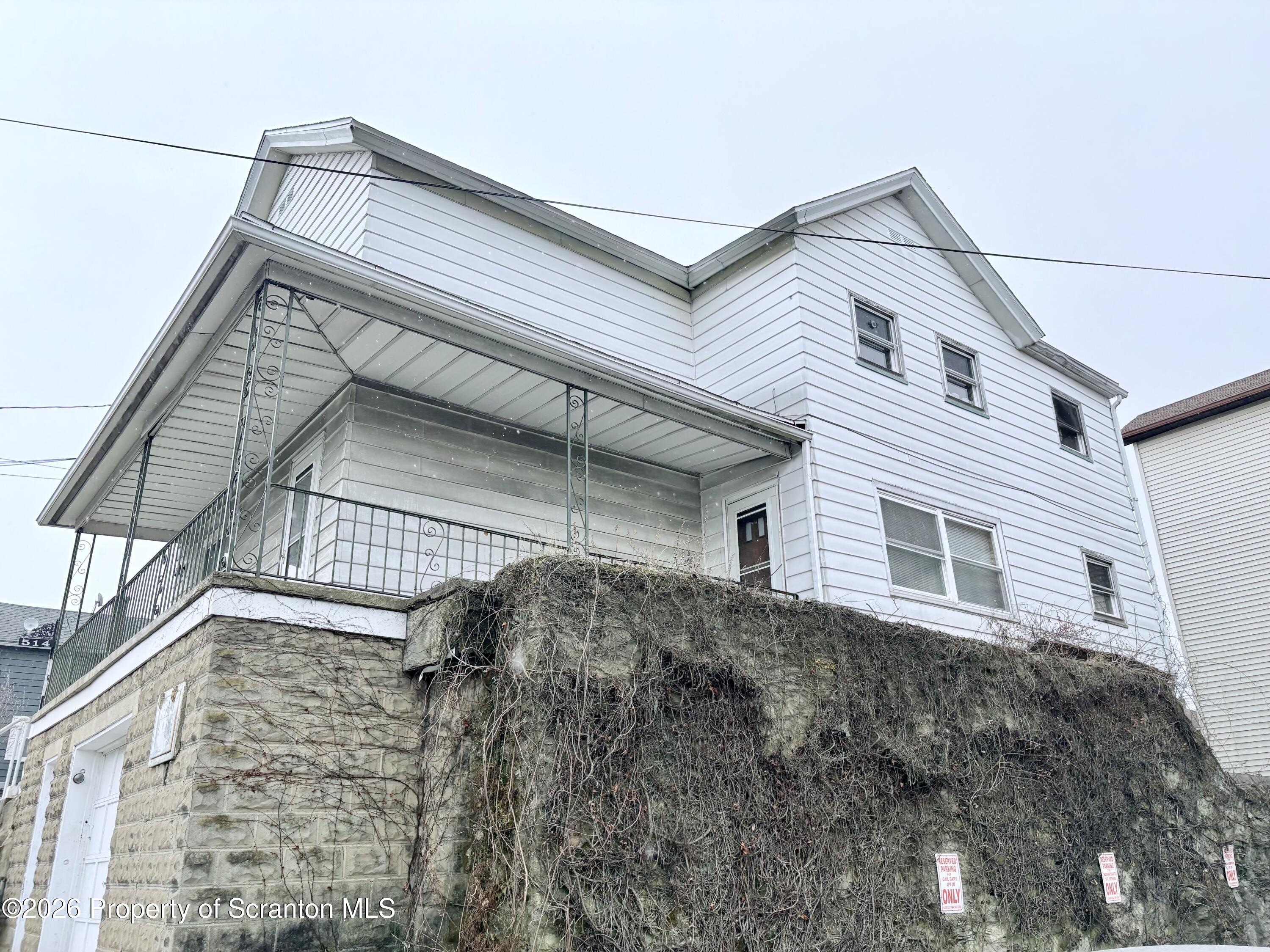 514 Brook Street Scranton, PA 18505 - Photo 4 of 15 Side