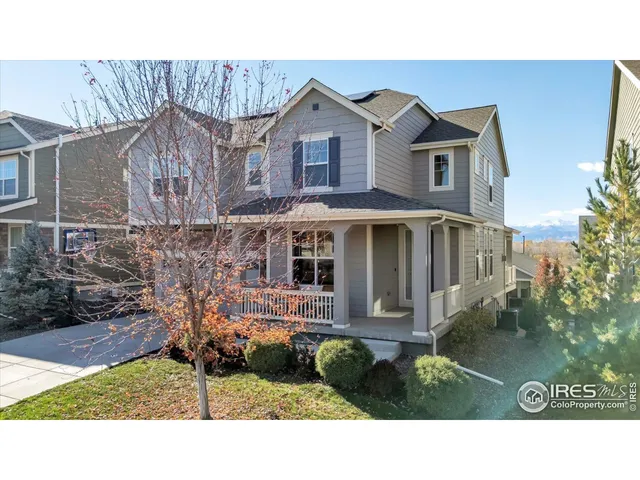 a black and white photo of a house