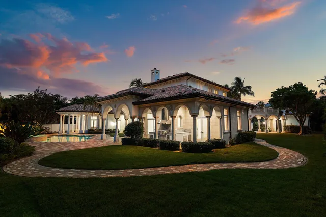 $6,995,000 | 2002 Northwest 4th Avenue, Delray Beach, FL 33444