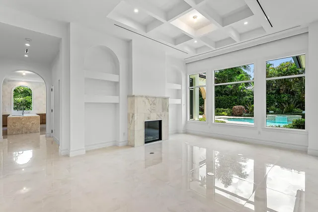 $6,995,000 | 2002 Northwest 4th Avenue, Delray Beach, FL 33444